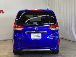 Honda認定中古車 U-Selectは3つの安心をお約束します。　1　Hondaのプロが整備した安心。 2　第三者機関がチェックした安心。　3　購入後もHondaが保証する安心。