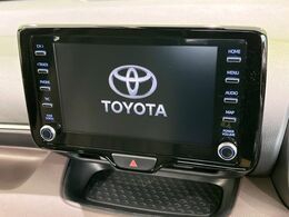 【ディスプレイオーディオ】お持ちのスマートフォンと連携して、ナビやbluetoothでの音楽再生が可能です♪デザインはもちろん操作性も良好！別途ナビ機能の取付けも可能です♪