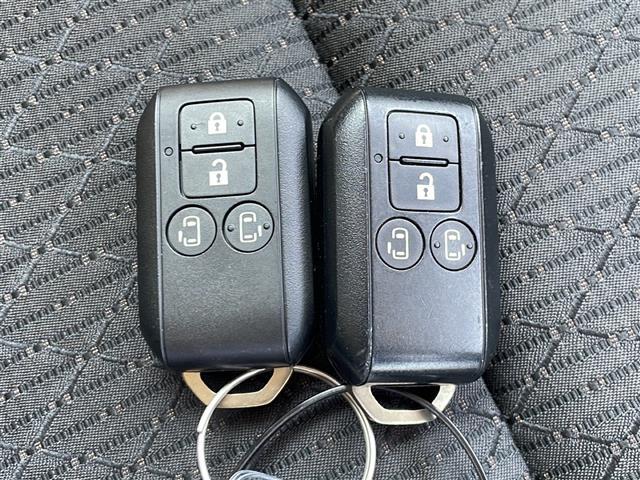【付属品】このクルマ限定で使える装備品が付いています！使い方などはぜひ実際に店舗にお越しいただき、専門スタッフにお尋ねください！