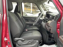 安心の全車保証付き！（※部分保証、国産車は納車後3ヶ月、輸入車は納車後1ヶ月の保証期間となります）。その他長期保証(有償)もご用意しております！※長期保証を付帯できる車両には条件がございます。