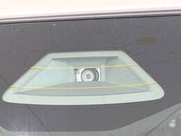 【スズキ　セーフティサポート】走行中に前方の車両等を認識し、衝突しそうな時は警報とブレーキで衝突回避と被害軽減をアシスト。より安全にドライブをお楽しみいただけます。