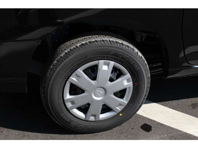 車両をご掲載にあたって車両写真でお車の状態が全て伝わるように意識しております！内外装の傷や汚れは全て確認して撮影しております。内装の匂いなど写真でわからないことは直接お電話などでお伝えくださいませ！