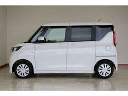 最長10年10万km特別保証延長対象車！初年度登録から最長10年または10万km走行のいずれか早いほうまで、無料で特別保証部品の修理を致しますので、乗ってから安心！明細はスタッフまでお問い合わせ下さい。