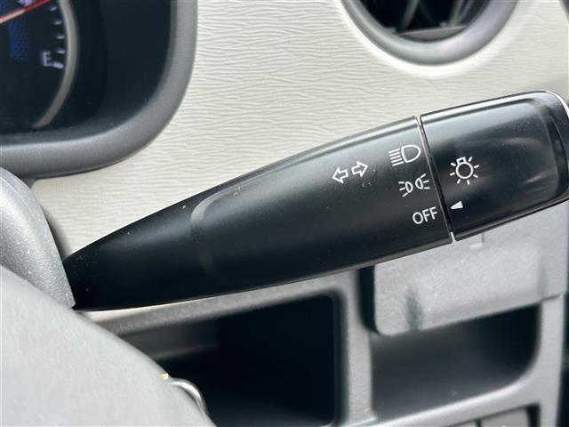 気になる車はすぐにお問い合わせください！画面右側の0066から始まる無料ダイヤルからお問い合わせ下さい！専門スタッフがお車のご質問にお答えいたします！