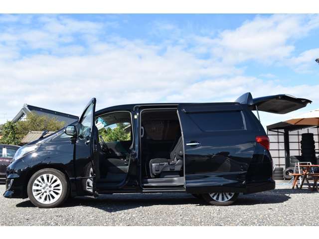 両側電動ドアで開閉も楽々です♪　☆お支払いプランも、スタンダードローン・残価設定型ローン・リース等、様々なご提案が可能でございます☆