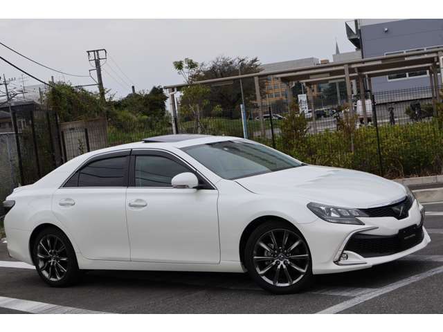 各種オートローンの取り扱いもしております。最長120回まで設定が可能です。お名前とメールアドレスをお教えいただければ、ネットでの事前審査も可能です。お問い合わせ欄からお気軽にコメントください！