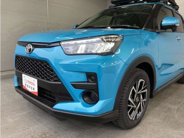 LEDヘッドランプです。十分な明るさを保ちつつも消費電力が少なく、バルブ寿命も長いのが特徴です。瞬時にMAXの光量を発揮するのもLEDならではです。
