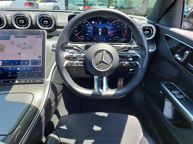 ☆商談ルームにはキッズルームも完備しています☆お子様連れでもゆっくりとお車をお選びいただけます！