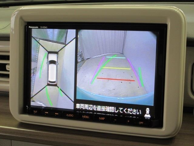 全方位モニター付きです。車両を上から見たような映像をオーディオ画面に表示。運転席からの目視だけでは見にくい、車両周辺の状況をリアルタイムでしっかり確認できます。