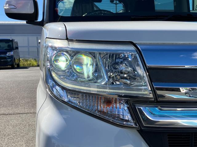 静岡ダイハツでは、約300台の豊富な在庫から、お客様にピッタリの中古車をお選びいただけます。