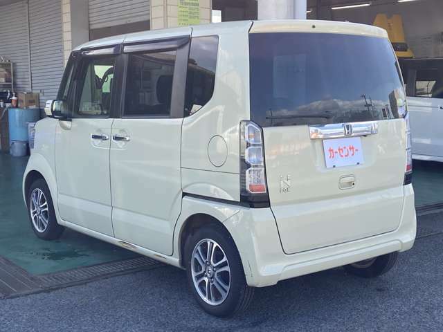 お客様が長く、安心して乗ることができる車を販売することを心がけております。