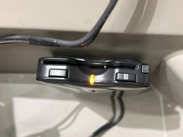 【ETC】高速道路の料金所をストレスなく通過！話題のスポットやサービスエリアに多い「スマートIC」利用時は必須のアイテムです。当店でセットアップを実施、ご納車当日からすぐにご利用いただけます！