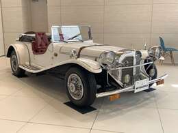 現在では現存する車体も少なく希少な1台です。室内にて保管しております。