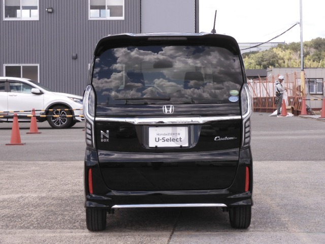 Honda中古車商品化整備基準に基づく法定12か月点検整備を実施致します。分解整備記録簿もお渡し致しますので、より安心してお乗りいただけます。。