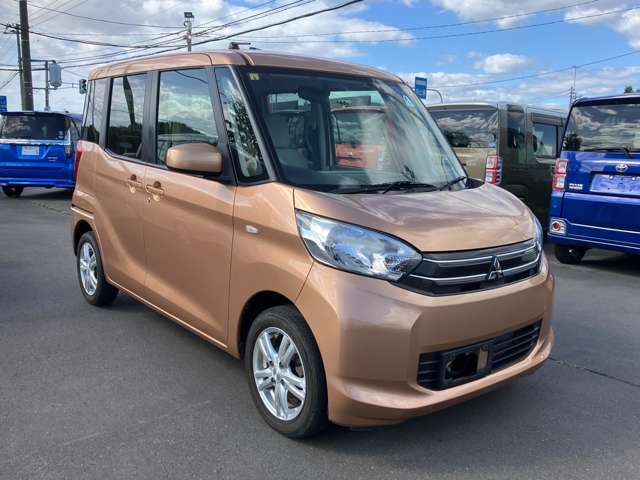 スズキ・ダイハツのサブディーラーとして全国販売優秀の実績！オールメーカーの軽未使用車・中古車はもちろんのこと、コンパクトカー・エコカーなどの普通車も豊富に在庫を取り揃えています！