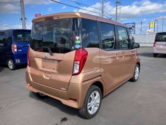 オートローンは最大120回払いまで可能！ボーナス払い・残価設定・リースなどもご用意ございます。月々の負担を軽減させることが可能です！