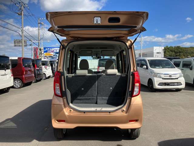 大切な愛車を見つけるお手伝いから始まり、ご購入後もできるだけ長く、安全にお乗りいただけるようにアフターサポートにも全力で取り組んでいます。