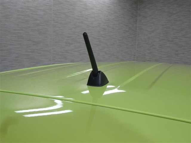 大きすぎず、小さすぎず、運転もしやすくシートアレンジも多彩で、どの世代の方にも気に入っていただけるお車です♪