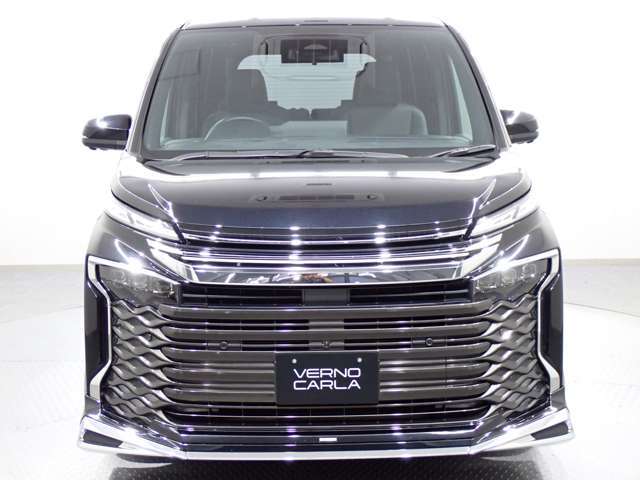 トヨタ ヴォクシー 1.8 ハイブリッド S-Z E-Four 4WD 2023年 3.0