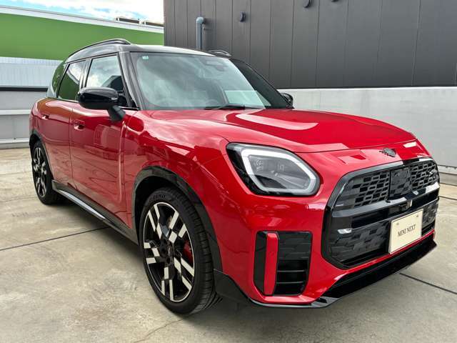 MINI認定中古車は第三者品質評価制度も採用しております。AIS方式による車両品質評価制度も導入し公平な車両コンデション評価を行うことにより車両品質の透明性を高めると同時に更なる信頼と安心をお届けします