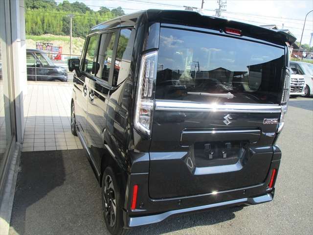 【各種ディーラーオプション取扱店】新車・届出済未使用車に必要不可欠なアクセサリーオプションも全品対応可能！マット・バイザー・コーティング等の各種ディーラーオプションも全般取り扱っております！