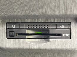 【ETC】高速道路の料金所をストレスなく通過！話題のスポットやサービスエリアに多い「スマートIC」利用時は必須のアイテムです。当店でセットアップを実施、ご納車当日からすぐにご利用いただけます！