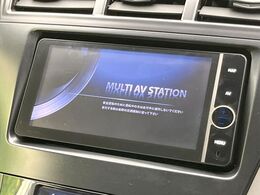 【純正ナビ】人気の純正ナビを装備。オーディオ機能も充実しており、Bluetooth接続すればお持ちのスマホやMP3プレイヤーの音楽を再生可能！毎日の運転がさらに楽しくなります！！