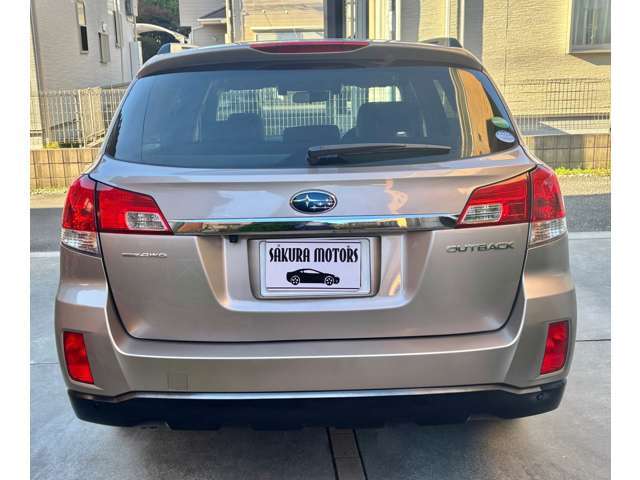 厳選格安中古車を常時30台以上在庫！不在になることが多々あるため、ご来店前に必ずご連絡くださいませ！