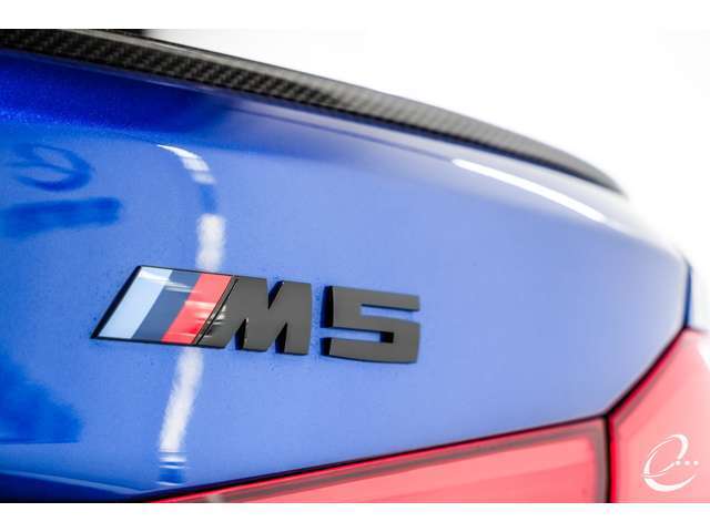 ○BMW　Mパフォーマンス　カーボントランクスポイラー・・・￥115,000円（税込み）