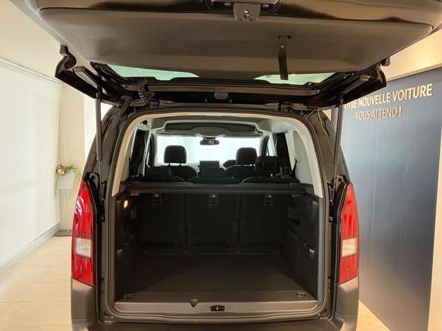 プジョー認定中古車は、プジョー豊橋にお任せください。（プジョー正規ディーラー）