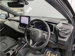 見通しのよいすっきりとした視界で、誰でも運転しやすいです。運転のしやすさは疲れにくさにも繋がりますよ♪