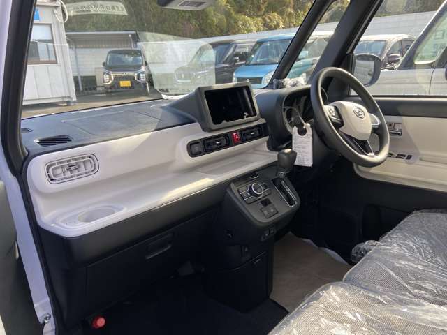 新車販売、中古車販売、車検整備、お車の事なら　新堀自動車　スズキ自販吹上　にお任せ下さい♪