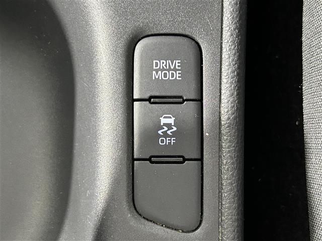 【運転席操作部】快適なドライブを楽しむための機能が装備されています！運転席から触れるので、使いやすいです！除菌プランいれていただくと、さらに清潔で安心していただけます！