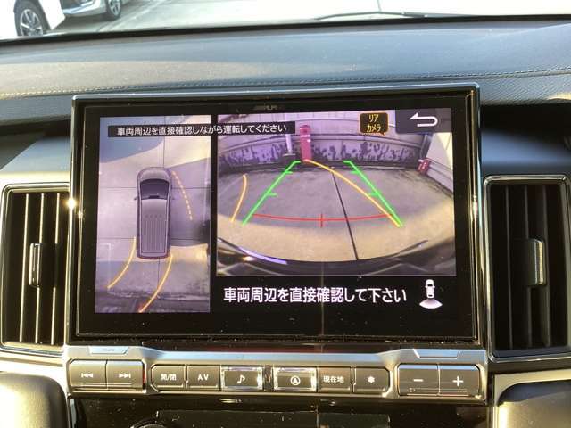 アラウンドモニターを装備！駐車の際、これがあれば運転に自信が無い方も安心です！一度使うと手放せない装備です！