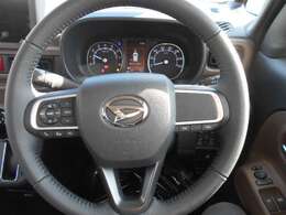 SDナビTV！地デジ！DVDビデオ再生！ブルートゥース！バックモニター！パノラマビューモニター！両側パワースライドドア！スマートアシスト！衝突警報！衝突回避支援ブレーキ！誤発進抑制機能！