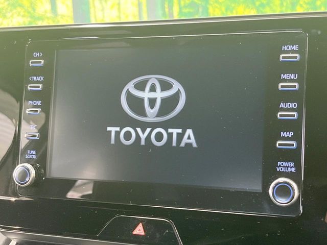 【8インチ　ディスプレイオーディオ】大画面のディスプレイはAppleCarPlayやAndroidAutoが利用可能。大きな画面でスマホナビアプリ等が利用いただけます♪