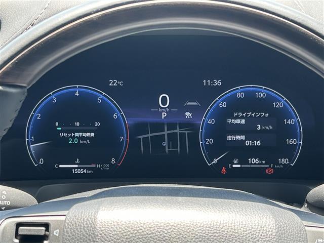 【メーター】メーターまわりも鮮やかに照らし出され、デザイン、安全性ともにバッチリですね。