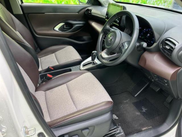 「この車の写真をもっと見たい」「状態が気になる」「この装備はついている？」どんな小さな疑問でもお気軽にお問い合わせください！