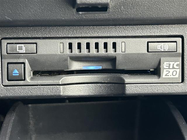 【　ETC　】今やカーライフにおける重要性はナビにも匹敵するのではないでしょうか？セットアップを行うことで利用可能になります！