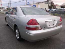 レアモデル！レガリアFOURナビパッケージ！低走行の禁煙車！パワーシート付き！コンビハンドル！ウッドトリム！4WDモデル！全体的に清潔感のあるきれいなお車です！お探しなら必見です！