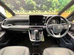 グループ総在庫数約30，000台！！全国の系列店からメーカー・車種問わずご紹介出来るので、あなたにピッタリのお車が見つかるはずです♪まずはお問い合わせ下さい☆