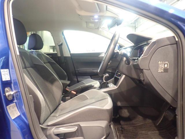 楽な姿勢で座ることが出来るので長時間の運転でも疲れにくいですし体もぶれにくいですよ。