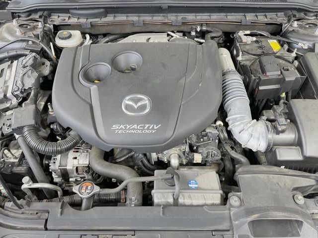 親切・丁寧な専門メカニックスタッフが応対！・車検・点検整備・事故等の修理などアフターサービスも安心。お車のカスタマイズもネクステージのサービススタッフまでご相談ください！