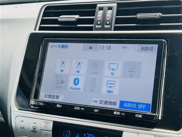 【　電動格納ウインカーミラー　】付いているだけで高級感のUPするウィンカー内臓サイドミラー♪もちろん見た目だけでなく、対向車からの視認性の向上につながり、安全度もUP♪