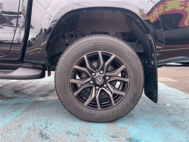 当店の車両は大量仕入れ、大量販売を行っておりますので、お客様にお安くご提供させていただいております。