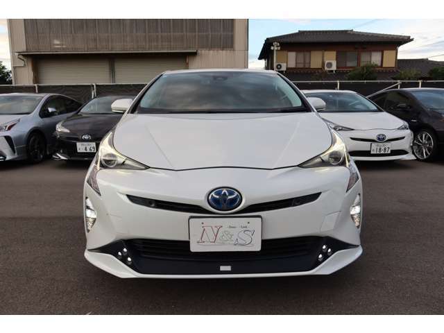 LEDテールランプ☆ウィンカーミラー☆電動格納ミラー☆レインクリアブルーミラー☆LEDナンバー灯☆LEDバックランプ☆ALPINE9型ナビ☆フルセグ☆Bluetooth☆バックカメラ☆ETC☆☆☆☆☆