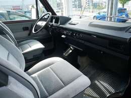 車両ご購入と合わせてボディコーティング、ウィンドウフィルムやラッピング、社外パーツ・アクセサリー類の取付等もお気軽にご相談下さい。