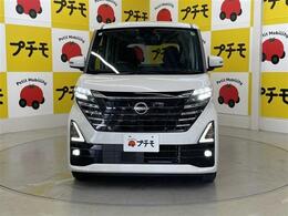 これからお車を購入し長くカーライフを楽しんで頂きたいと思い、当社スタッフは、そんな様々なお客様と安心して、楽しめるカーライフを一緒に考えてご提案させて頂いております
