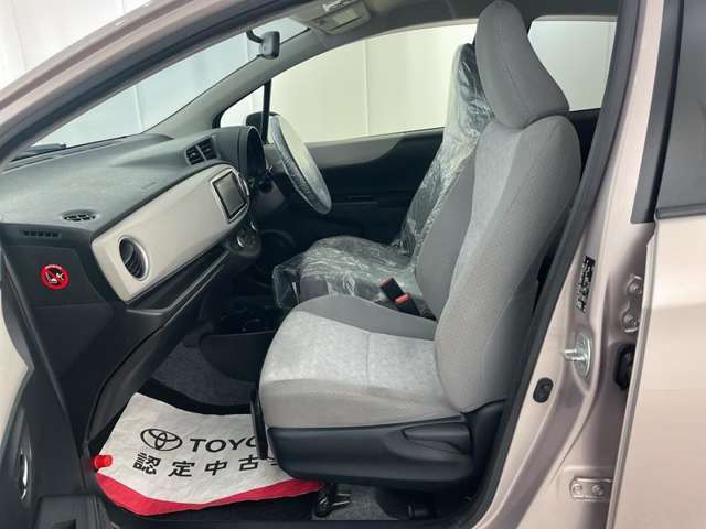 コンパクトカーならではの小回りの良さで、街乗りでもスイスイと！運転しやすいお車です。