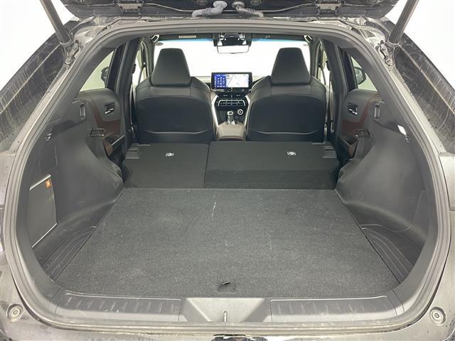 【シートアレンジ】乗せる人数、荷物によってシートをアレンジすれば、ダンボールなどの大きい荷物や、釣り具などの長尺物も載せられそうですね！